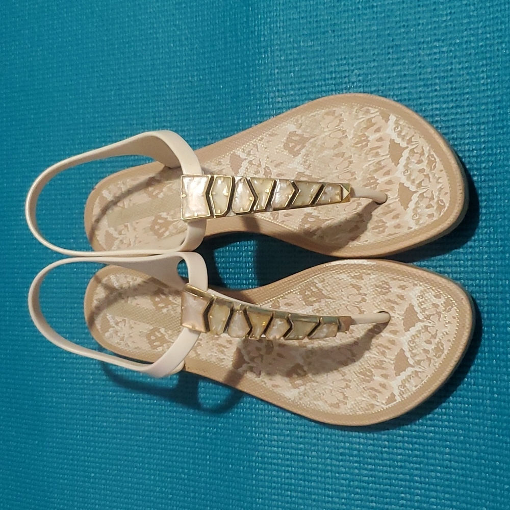American Eagle by Payless Jelly Sandals